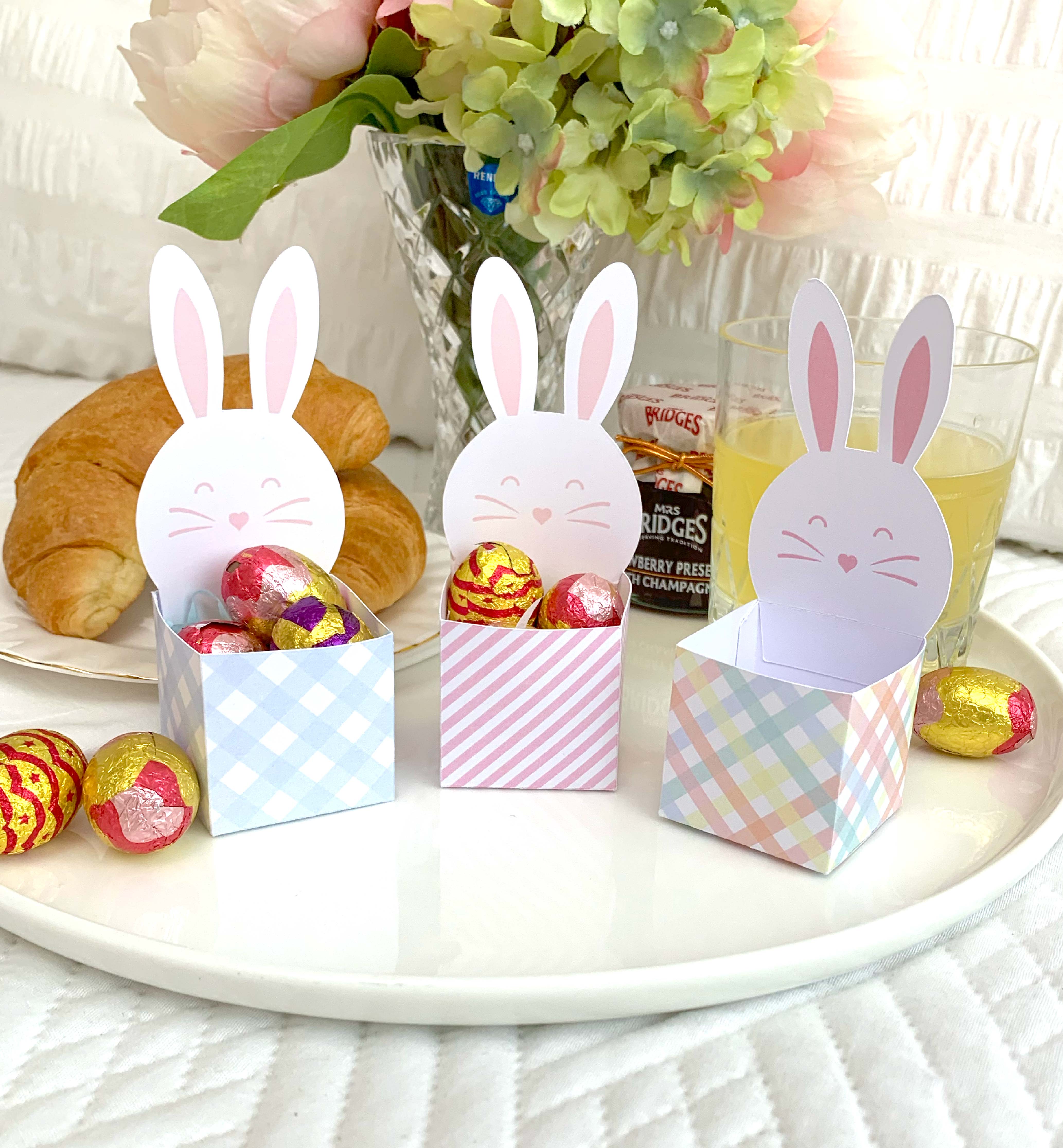 GIN-MLT-6-B2620 - GINGHAM - MULTI - EASTER BUNNY HEAD BOX design preview