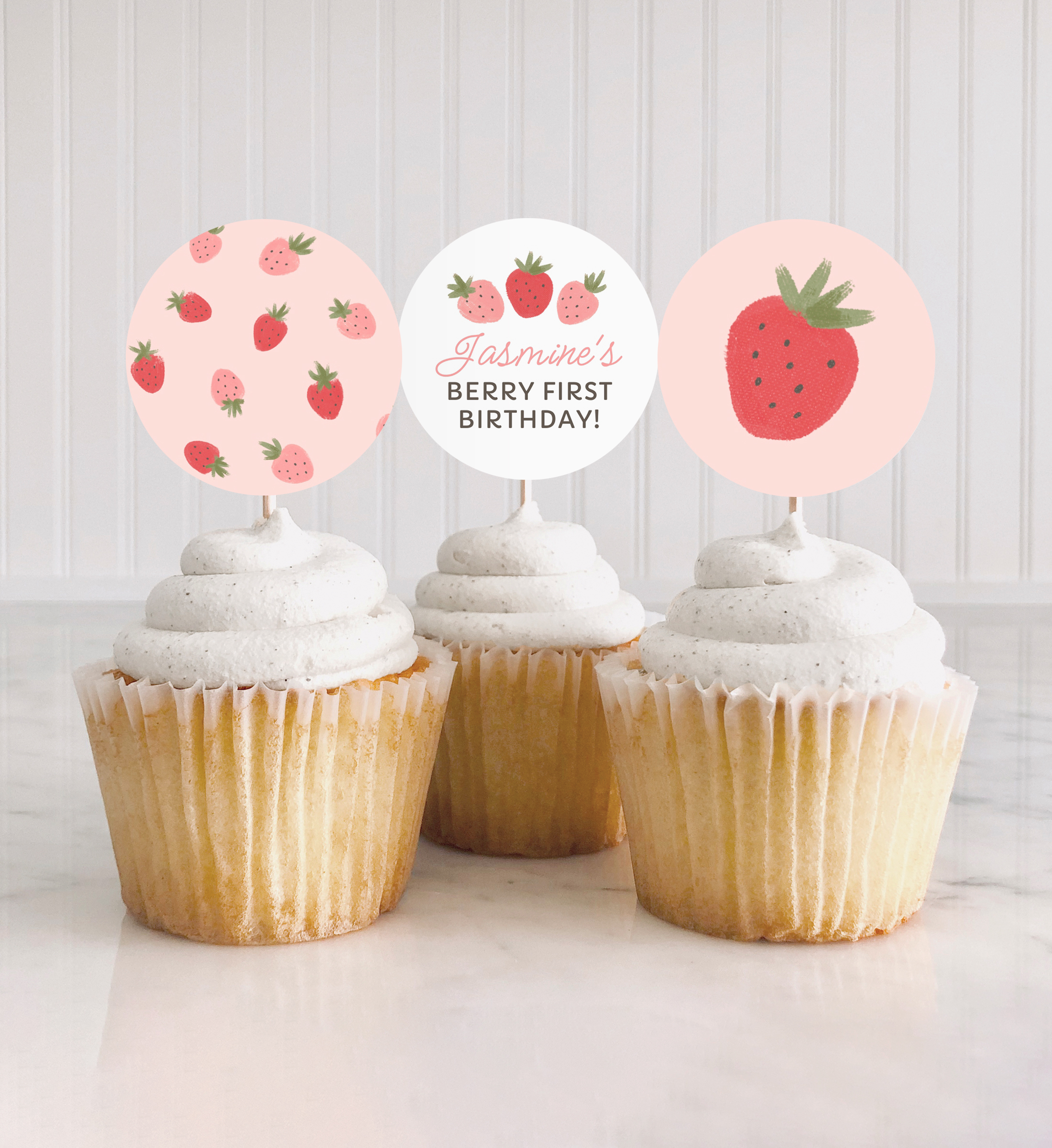 Cupcake Toppers (2x2) - Strawberries - 9980 design preview