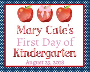 School First Day of Kindergarten Girl Navy Polka Dots 8x10: School First Day of Kindergarten Girl Navy Polka Dots 8x10