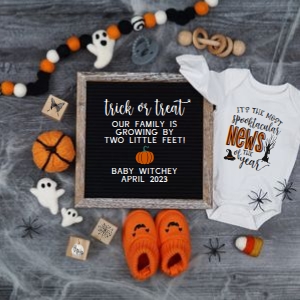 Halloween Pregnancy Announcement 2 (Trick or Treat, Spooktacular News): Halloween Pregnancy Announcement 2 (Trick or Treat, Spooktacular News)