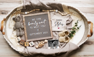 Boho Bassinet Pregnancy Announcement (Bearly Wait) design preview