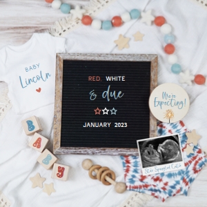 (Sonogram) Retro Onesie Patriotic Pregnancy Announcement (Red, White & Due): Rustic Onesie Patriotic Pregnancy Announcement (Red, White & Due)