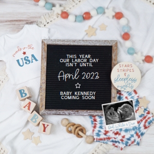 Retro Onesie Patriotic Pregnancy Announcement (Labor Day) design preview