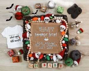 Goth Christmas Pregnancy Announcement (Fangtasic Secret): Goth Christmas Pregnancy Announcement (Fangtasic Secret)