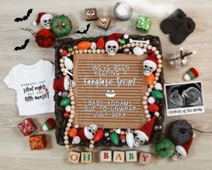 (Sonogram) Goth Christmas Pregnancy Announcement (Fangtasic Secret): Goth Christmas Pregnancy Announcement (Fangtasic Secret)