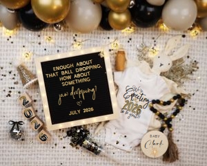 New Years Eve Pregnancy Announcement 14 (Ball Dropping): New Years Eve Pregnancy Announcement 14 (Ball Dropping)