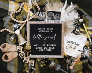 (Sonogram) New Years Eve Pregnancy Announcement 12 (Secret): New Years Eve Pregnancy Announcement 12 (Secret)