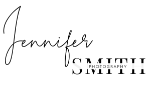 Minimalist Black and White Business Card A082: Minimalist Black and White Business Card A082