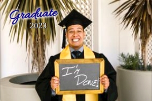 Grad Pic Invite - 4x6 Front: Horizontal Grad Invite with Picture- Male